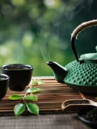 Green Tea for Your Liver: The Safe Dose vs. the Dangerous One