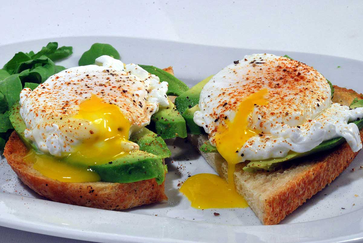 poached egss on avo toast